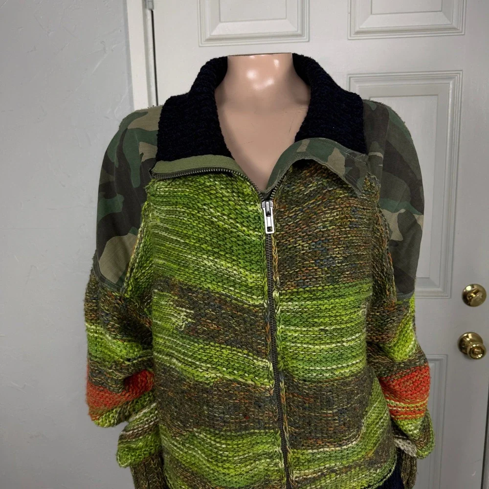 Free People Camo Clash Bomber Women's sweater Large Cotton Knit Cardigan zip Z15